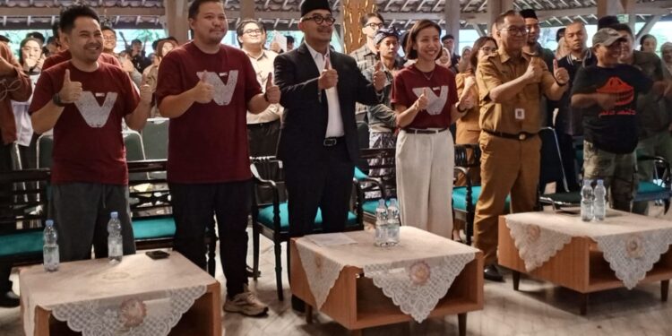 Bandung World Cinema Hadirkan Sinema Dunia hingga Layar Terbuka di Balai Kota 1 Bandung World Cinema Hadirkan Sinema Dunia hingga Layar Terbuka di Balai Kota
