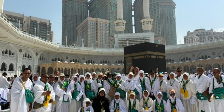Adam Hijrah Travel Konsisten Berangkatkan Jamaah, Tawarkan Skema Pembayaran Umrah Fleksibel 1 Adam Hijrah Travel Konsisten Berangkatkan Jamaah, Tawarkan Skema Pembayaran Umrah Fleksibel