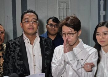 Kejanggalan Berkas Perkara dr. Richard Lee, Mantan Hakim Agung Pasang Badan Jadi Penjamin 1 Kejanggalan Berkas Perkara dr. Richard Lee, Mantan Hakim Agung Pasang Badan Jadi Penjamin