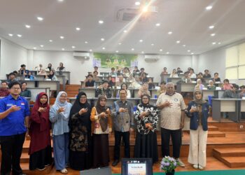 Diskusi Future Of Work IKA IESP-EP Trisakti dan BPHMJ FEB Universitas Trisakti Mempersiapkan Generasi Profesional Adaptif dan Kompetitif Dalam Transformasi Dunia Kerja 1 Diskusi Future Of Work IKA IESP-EP Trisakti dan BPHMJ FEB Universitas Trisakti Mempersiapkan Generasi Profesional Adaptif dan Kompetitif Dalam Transformasi Dunia Kerja