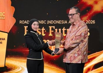 Komitmen Edukasi Membuah Hasil, DIDIMAX Raih Penghargaan Best Trading Education 2026