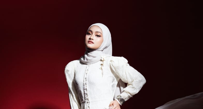 Eltasya Natasha Raih Final Winner Kompetisi Lagu On My Way PUBG dan Alan Walker 2 CAPAIAN POSITIF: Penyanyi Eltasya Natasha terus memantapkan karakter musikalnya setelah meraih predikat Final Winner dalam kompetisi cover lagu “On My Way” PUBG Mobile dan Alan Walker. (Foto: Dok./Eltasya Natasha)