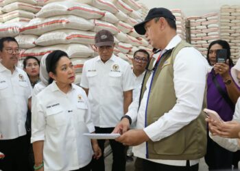 BULOG dan Komisi IV DPR RI Sidak Pasar Induk Cipinang, Stok Berlimpah dan Harga Terkendali